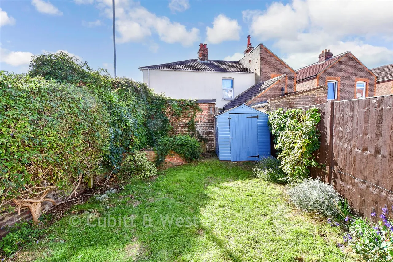 Devonshire Avenue, Southsea, PO4, photo 5