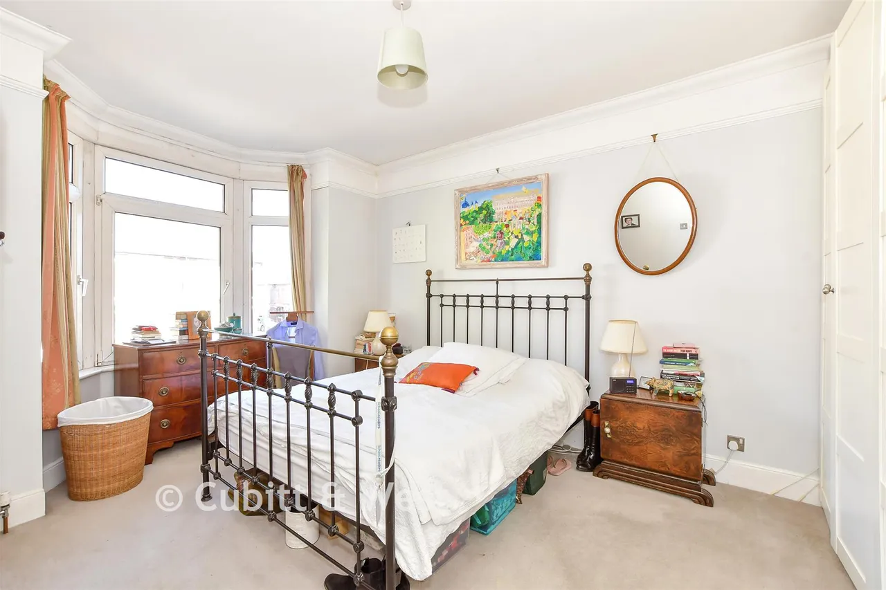 Devonshire Avenue, Southsea, PO4, photo 6