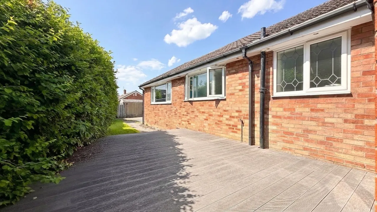 Hazel Drive, Stockport, photo 23