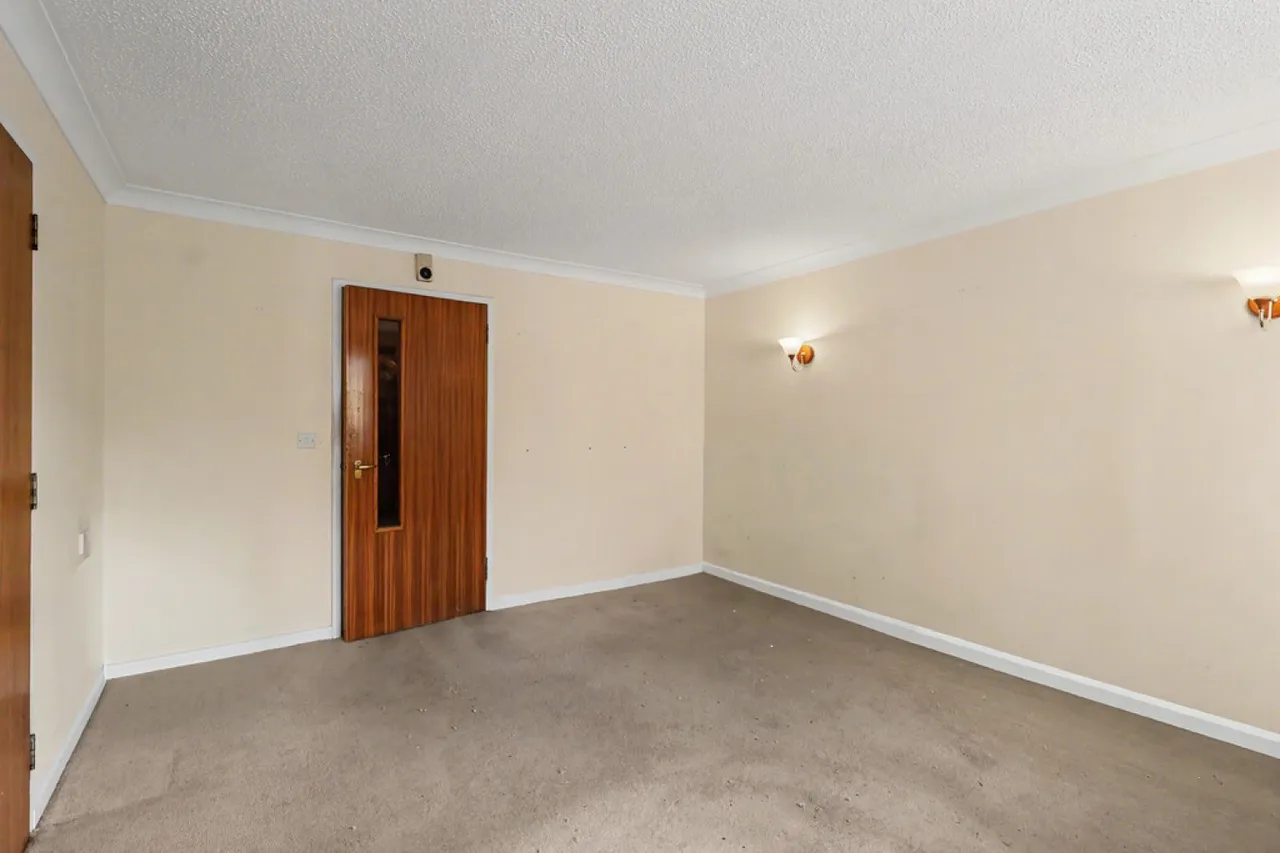 Station Road, BH14, photo 5