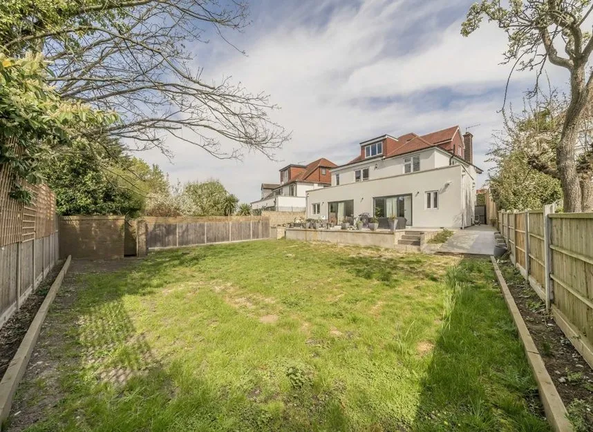 Talbot Crescent, Hendon, NW4, photo 6