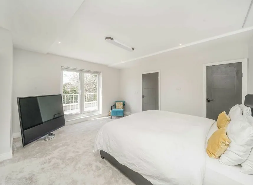 Talbot Crescent, Hendon, NW4, photo 5