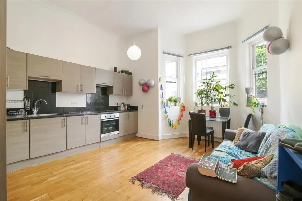 Camberwell Road, Camberwell, SE5, photo 2