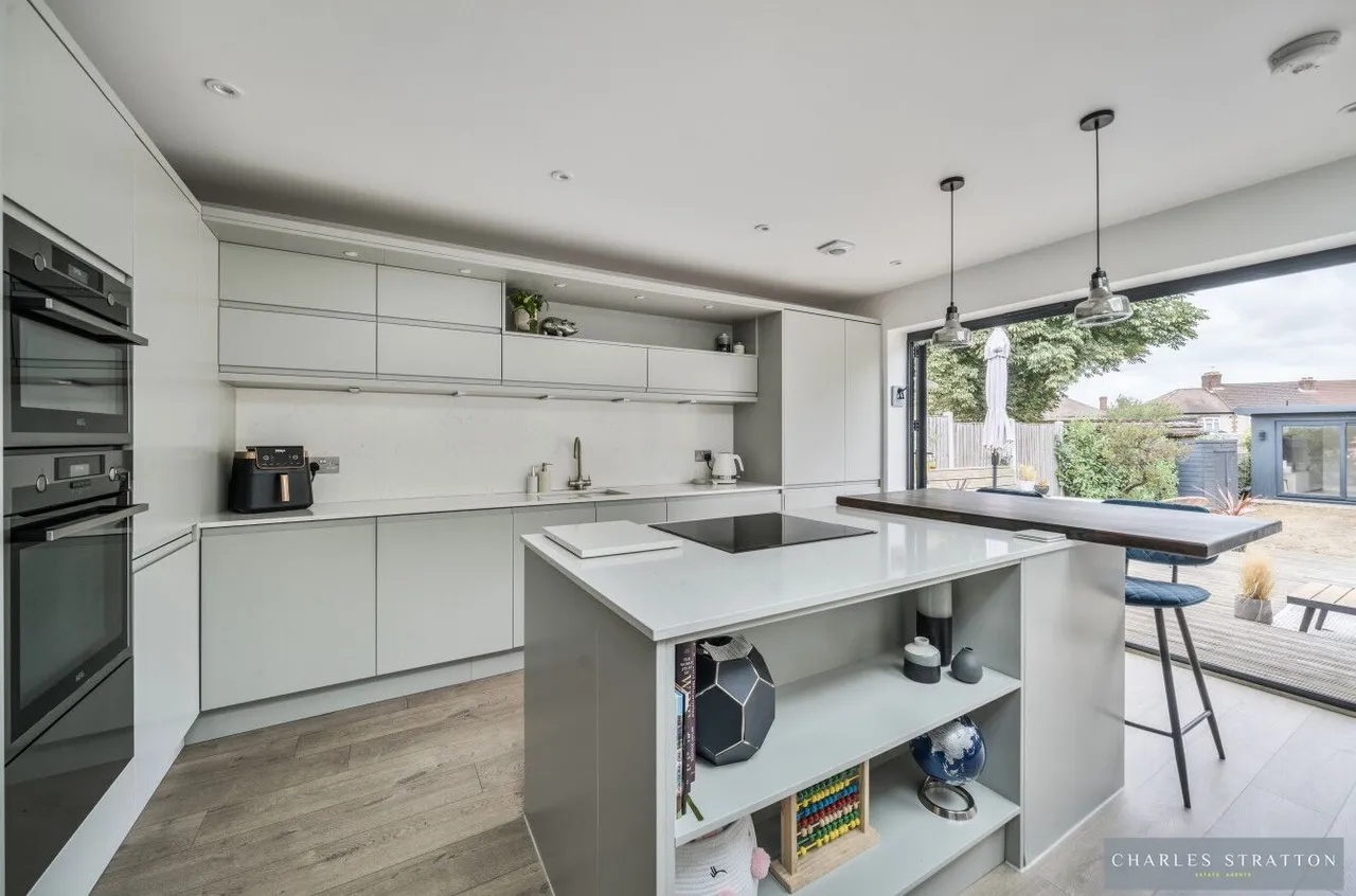 Carlton Road, Romford, Essex, RM2 5AU, photo 10