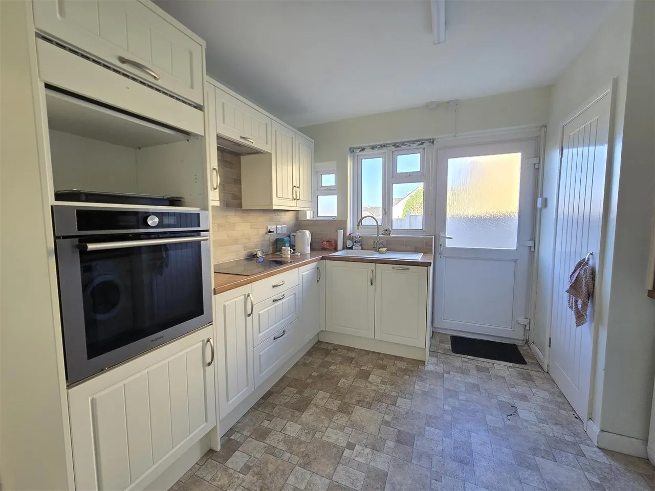 Ambrose Close Bradford Abbas, Sherborne DT9 6RL, photo 4