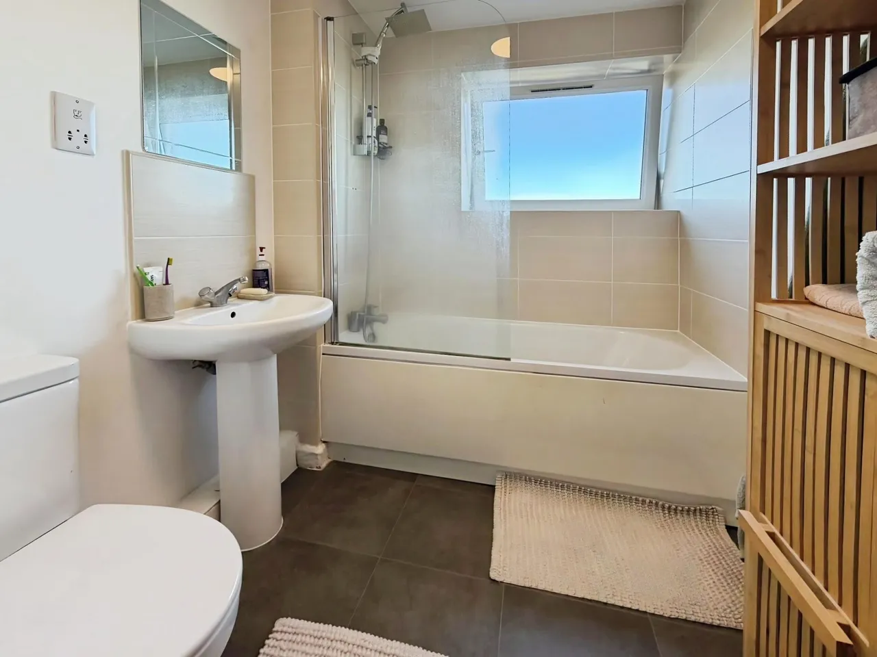 Hereward Tower, Broadway, PE1, photo 7