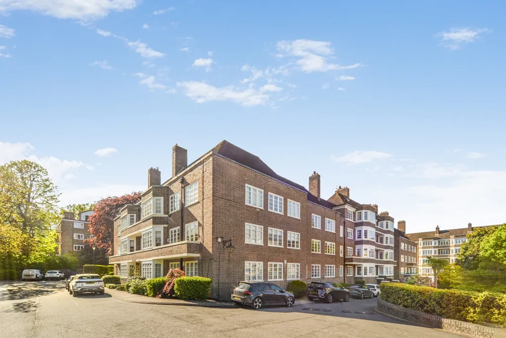 3 bed flat for sale, Putney Heath, Putney, SW15