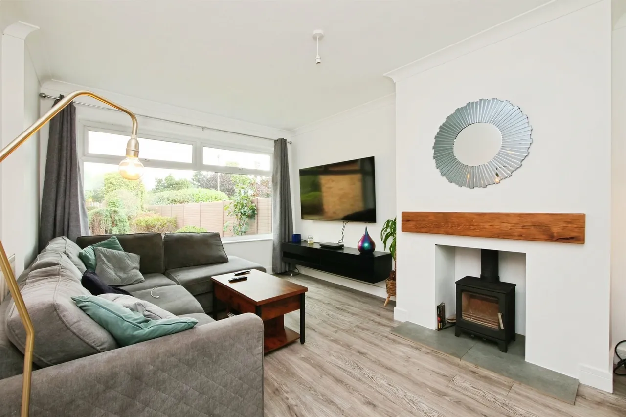 Elmpark Vale, YORK, photo 2