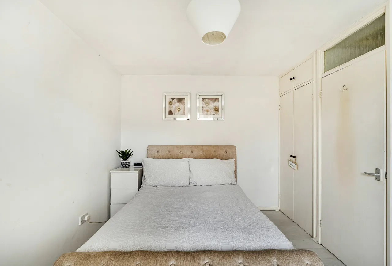 Firs Close, Mitcham, CR4 1AX, photo 5
