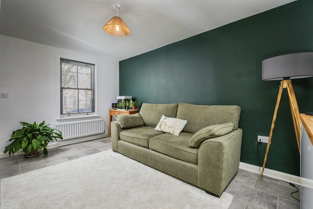 Andromeda Grove, Sherford, PL9, photo 4
