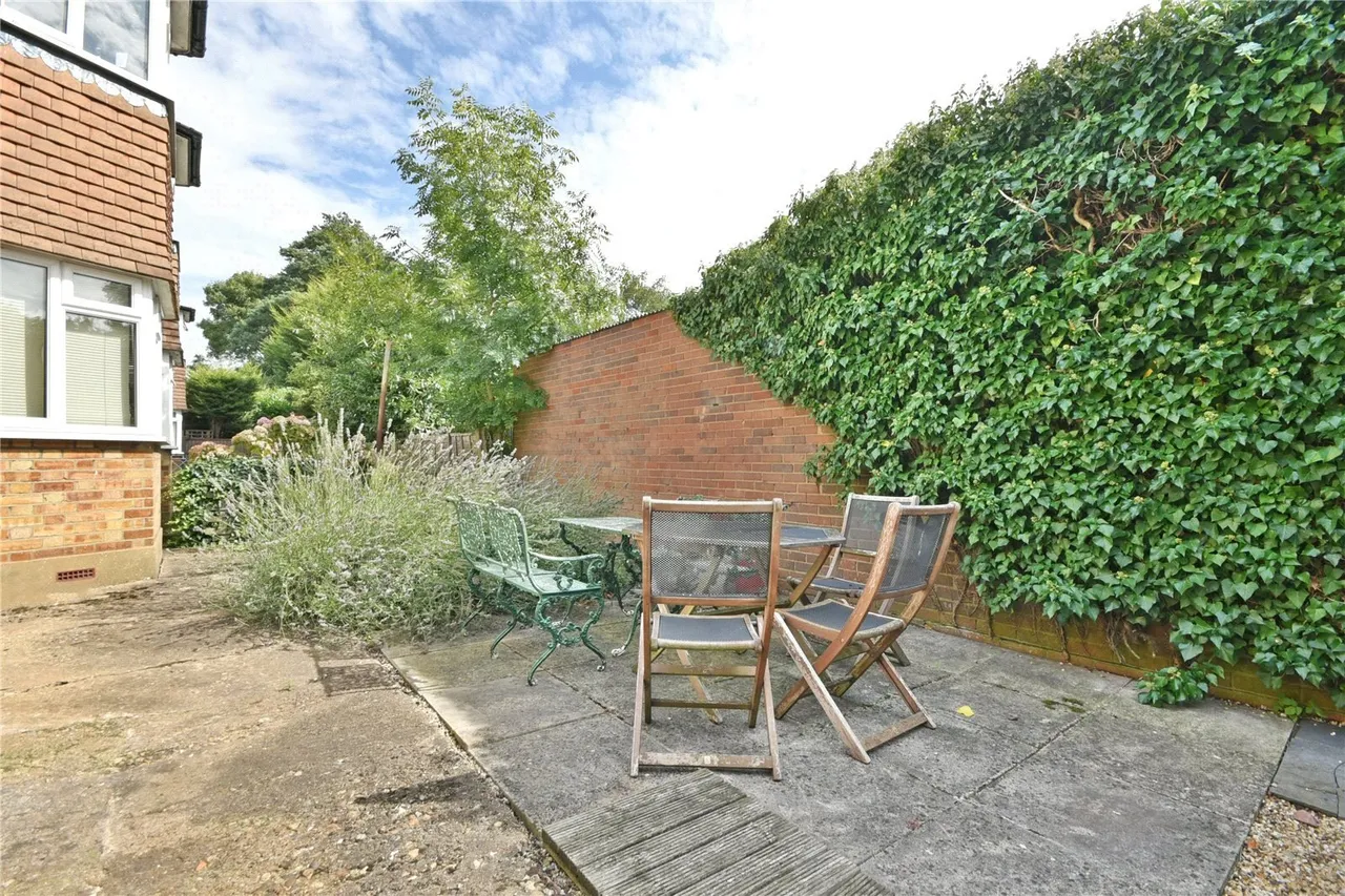 Vines Avenue, Finchley Central, N3, photo 18