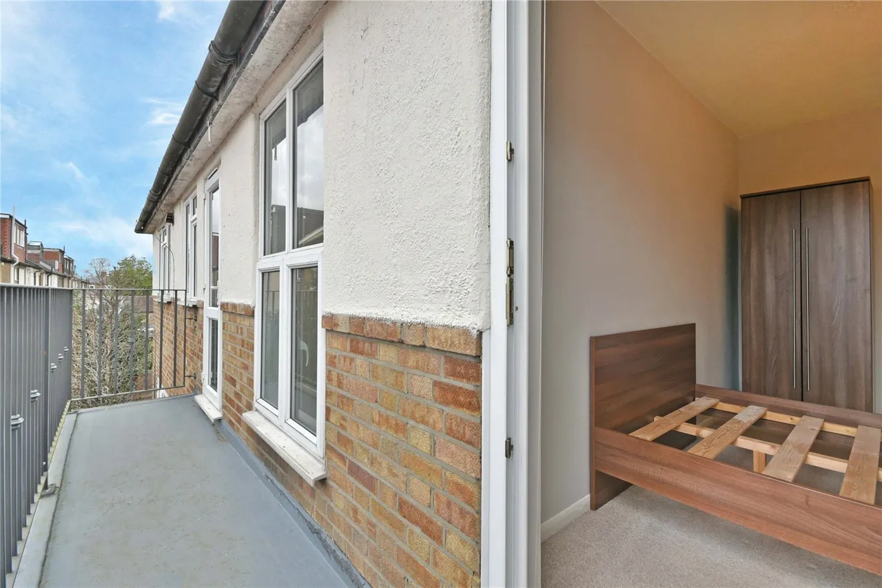 Vines Avenue, Finchley Central, N3, photo 15