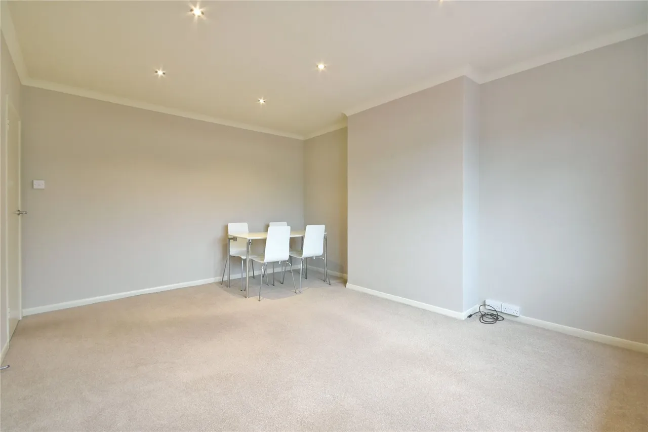 Vines Avenue, Finchley Central, N3, photo 17