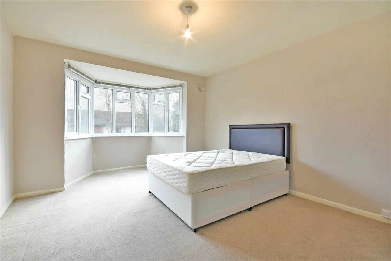 Vines Avenue, Finchley Central, N3, photo 4