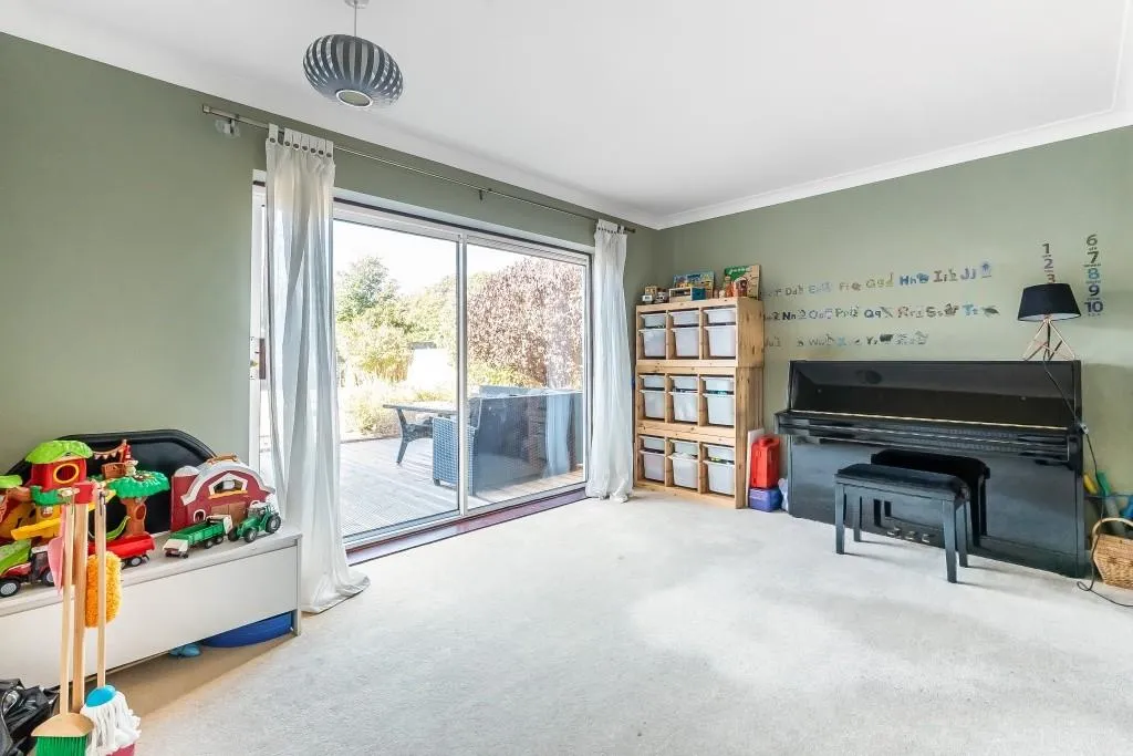 The Spinney, Great Bookham, KT23, photo 4