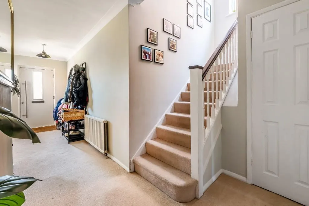 The Spinney, Great Bookham, KT23, photo 9