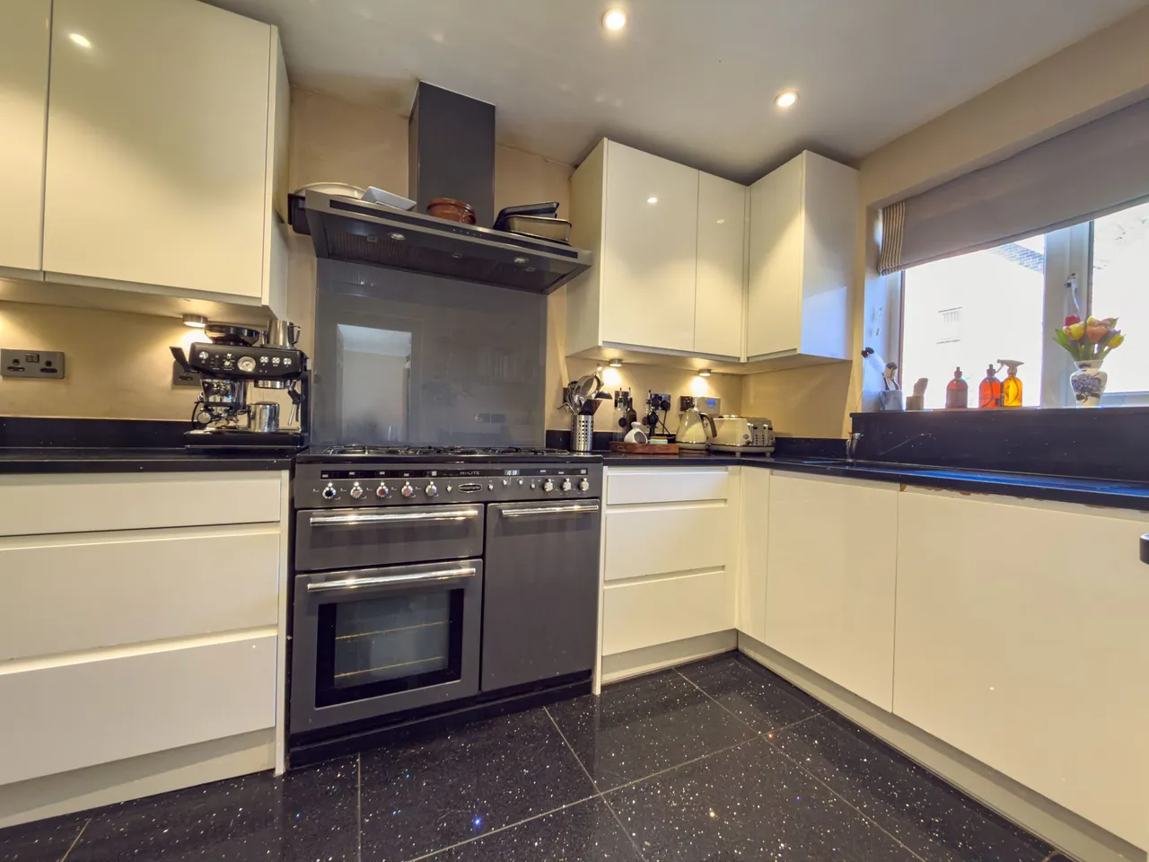Church View, Hartley Wintney, Hook, RG27 8LN, photo 9