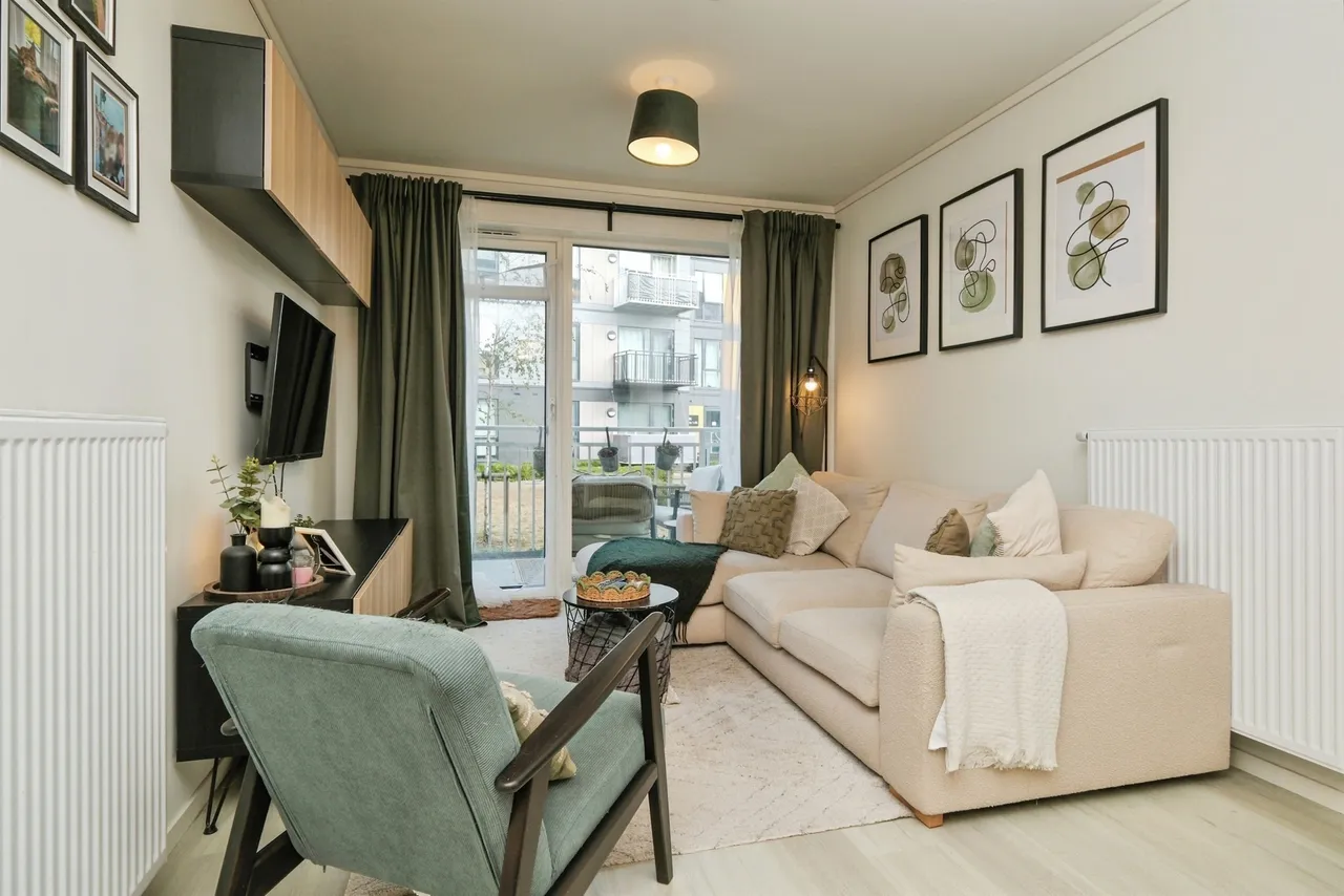 2 bed flat for sale, Ladybower Road, Worthing, BN13