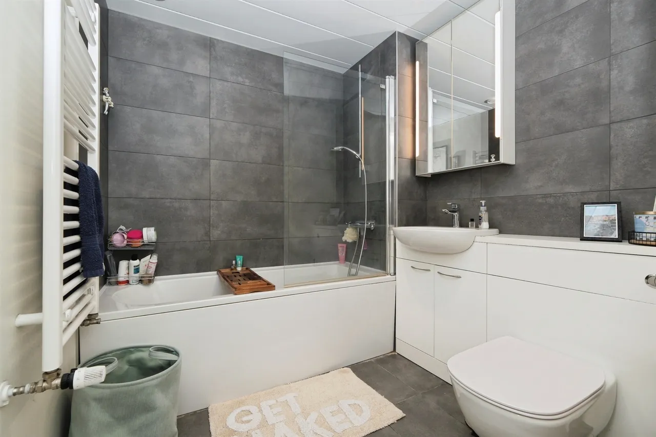 Ladybower Road, Worthing, BN13, photo 12