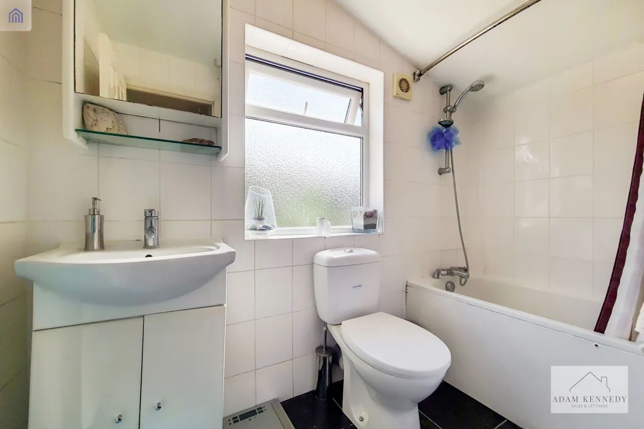 3 Cheddington Road, Edmonton, London, N18 1LT, photo 4