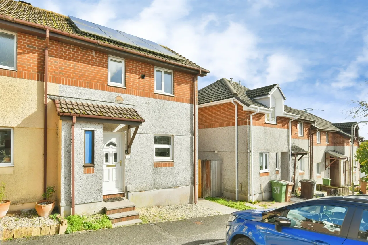 2 bed house for sale, Smeaton Square, Plymouth, PL3