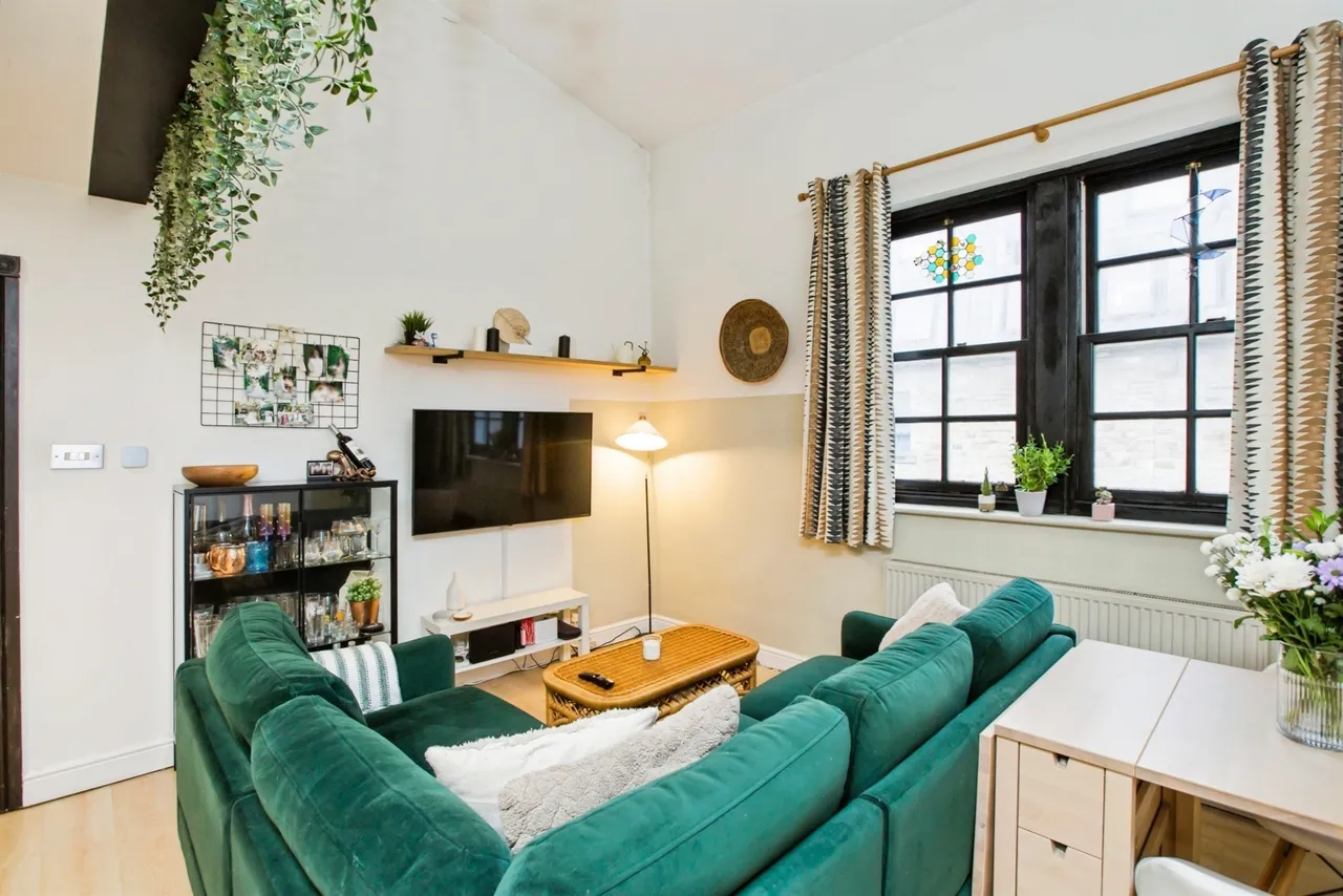 Sowerby Street, Sowerby Bridge, HX6, photo 5