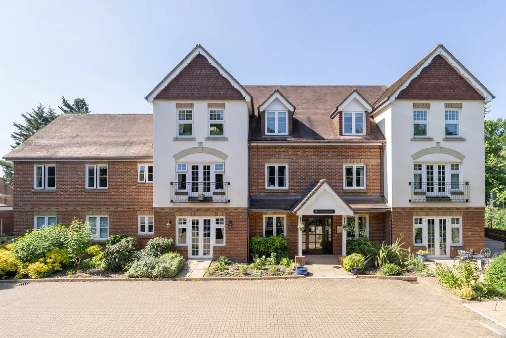 Epsom Road, Leatherhead, KT22, photo 10