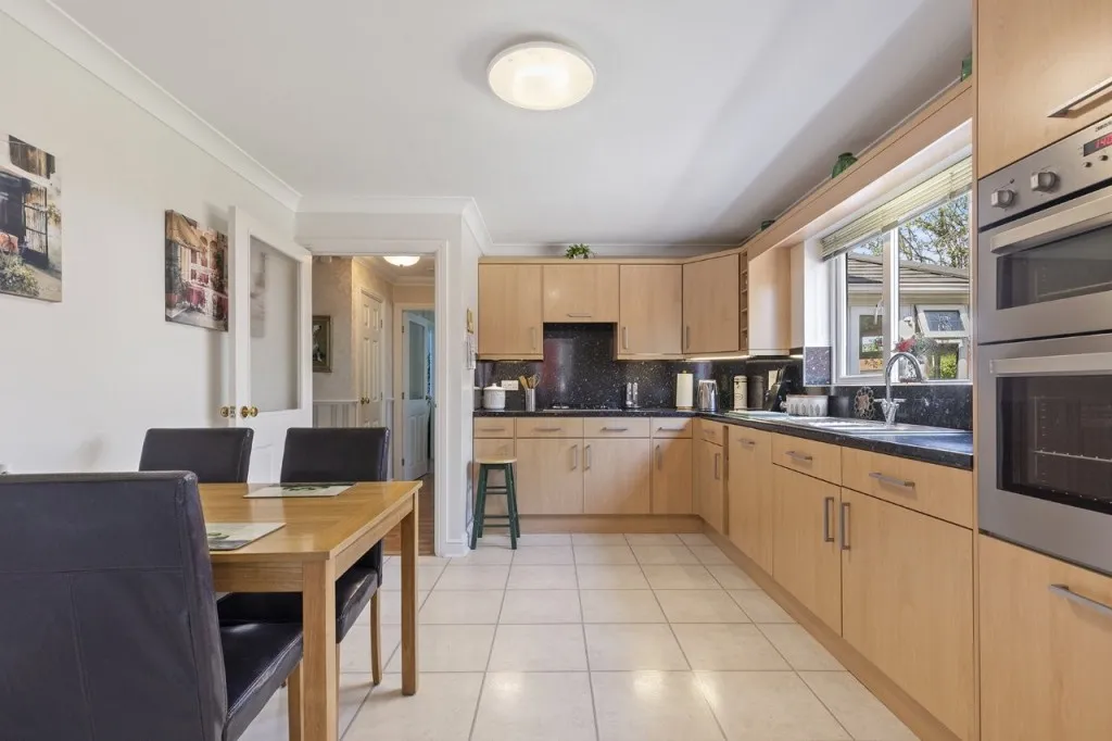 Belridge Close, Redbrook, photo 12
