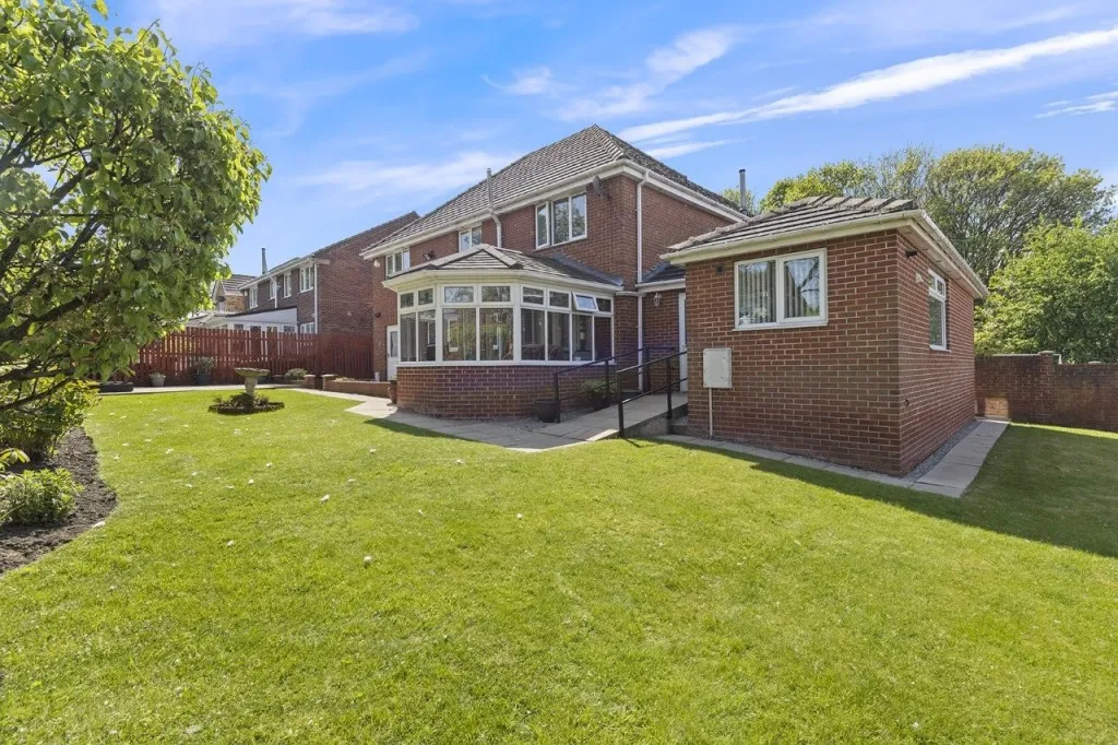 Belridge Close, Redbrook, photo 34