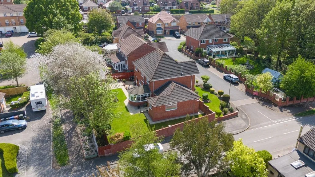 Belridge Close, Redbrook, photo 43