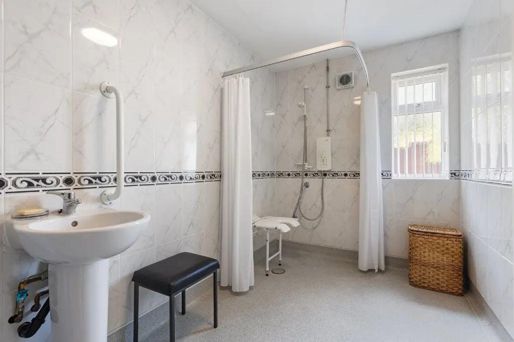 Belridge Close, Redbrook, photo 39