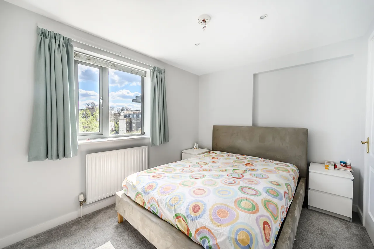 64 Hindon Court, 104 Wilton Road, London, photo 2