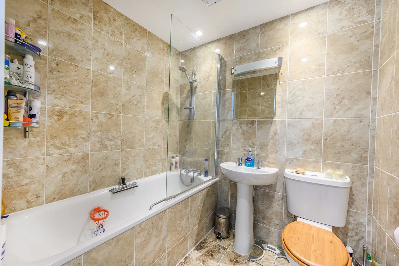 64 Hindon Court, 104 Wilton Road, London, photo 7