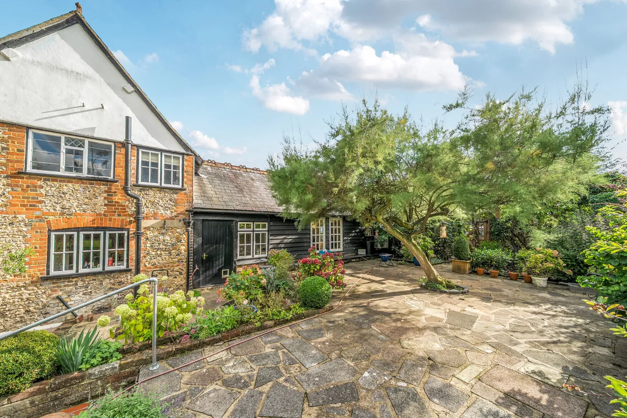 Chandlers Lane, Rickmansworth, WD3, photo 11