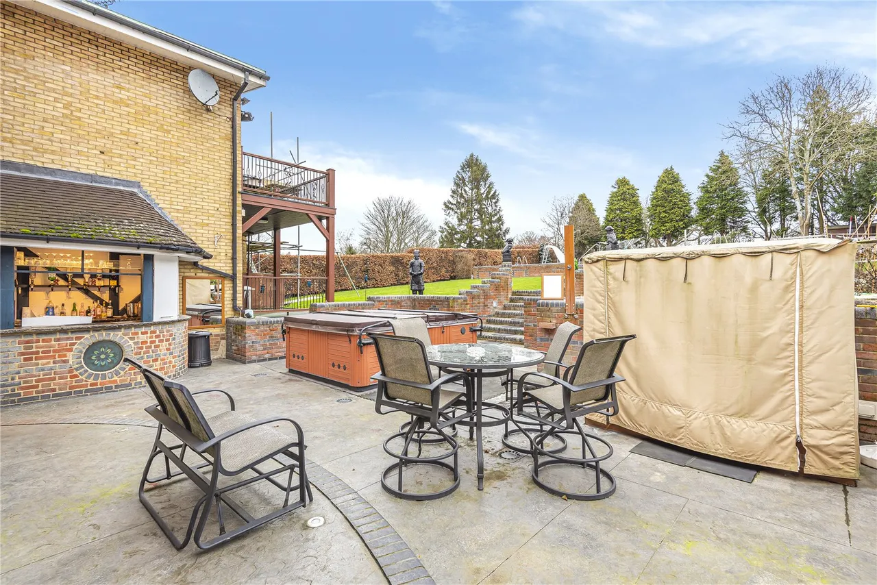 London Road, Rickmansworth, WD3, photo 25