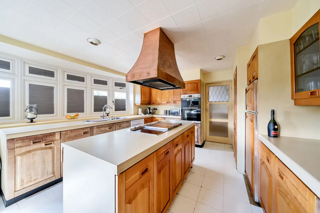 London Road, Rickmansworth, WD3, photo 40