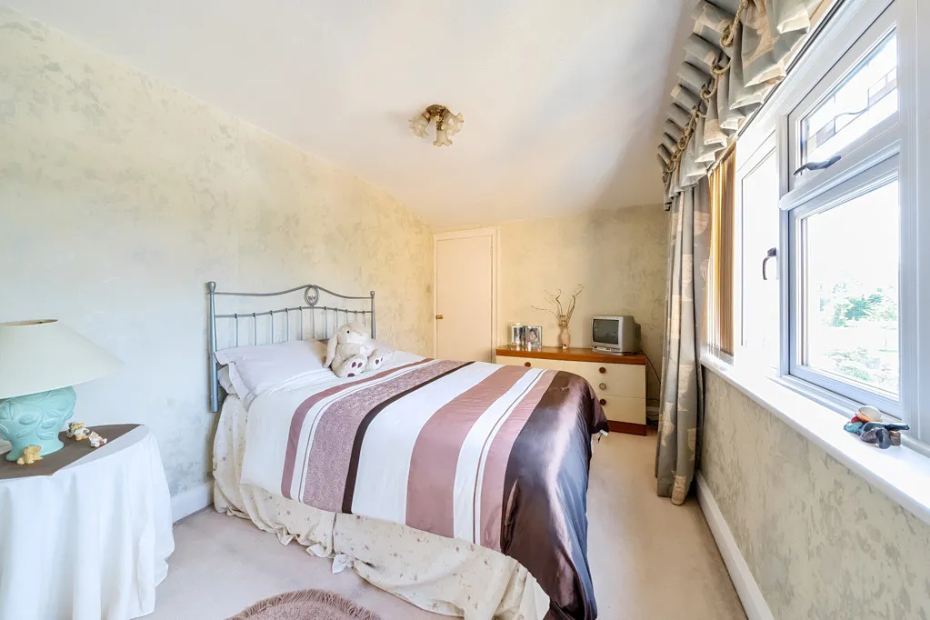 London Road, Rickmansworth, WD3, photo 42
