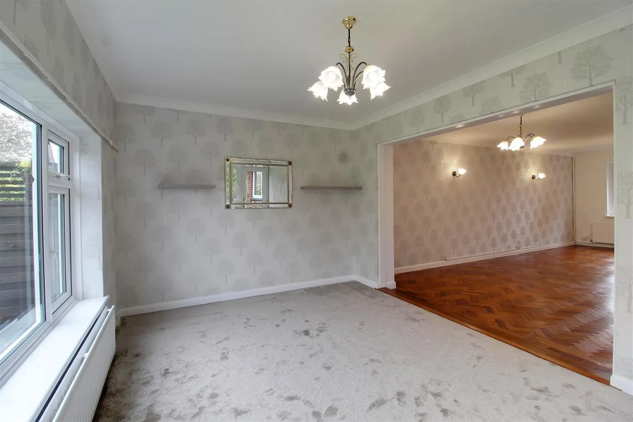 Heronfield Little Heath, Potters Bar EN6 1JA, photo 23