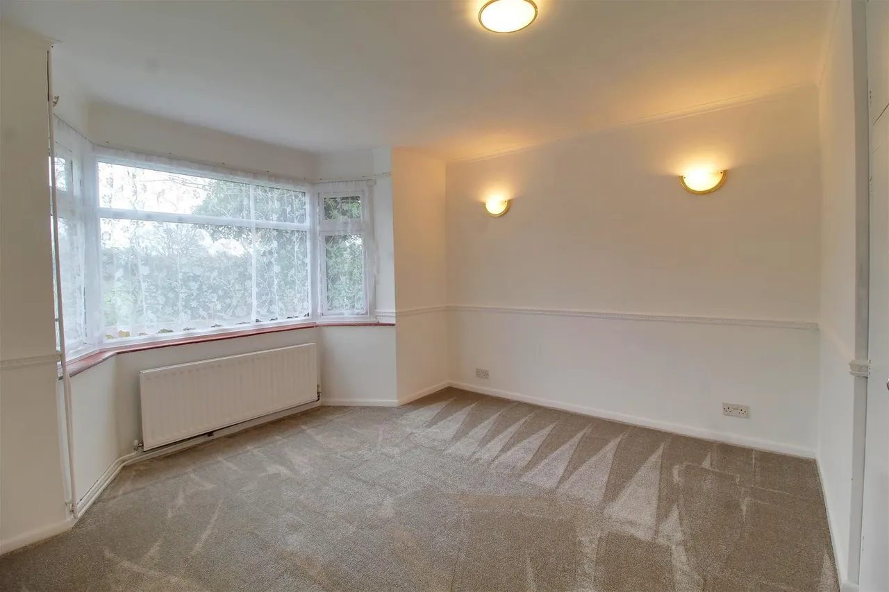 Heronfield Little Heath, Potters Bar EN6 1JA, photo 9