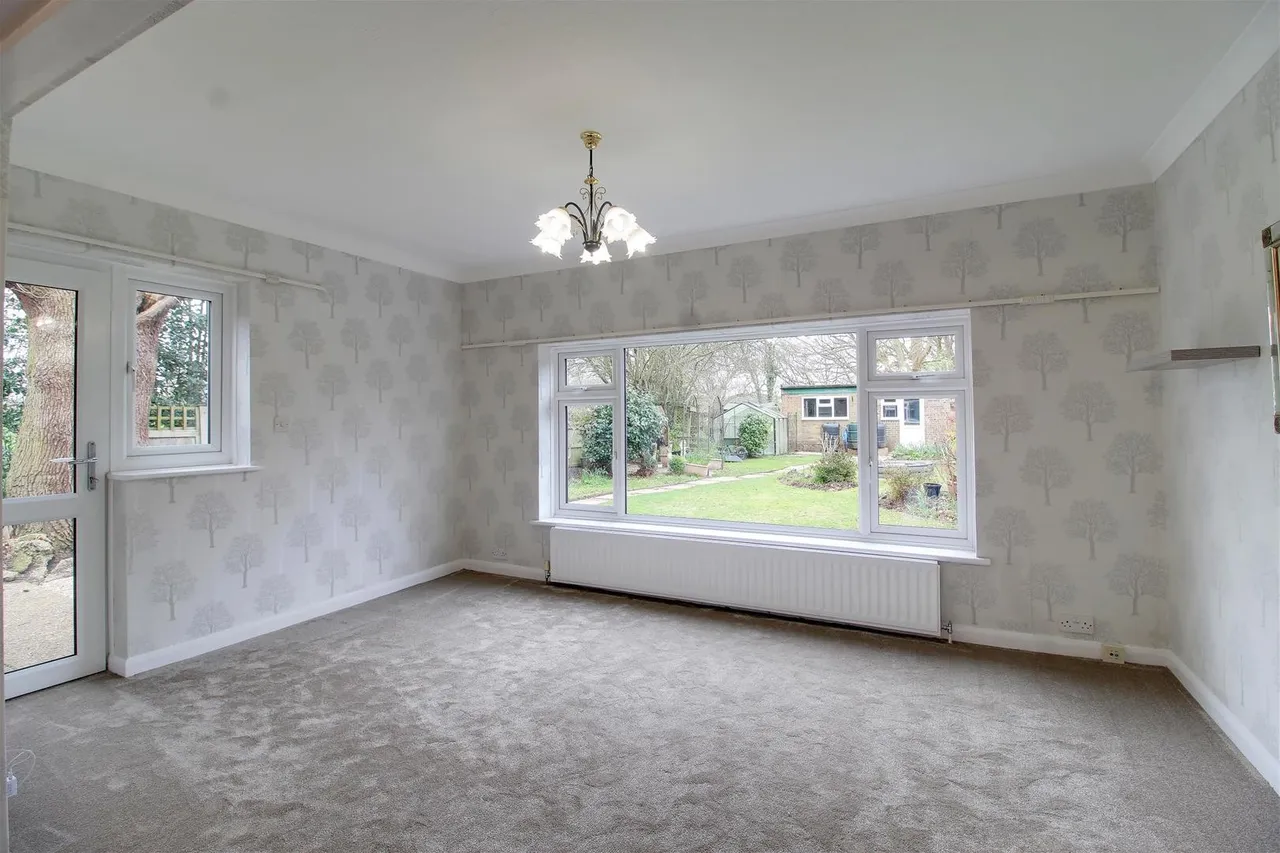 Heronfield Little Heath, Potters Bar EN6 1JA, photo 7