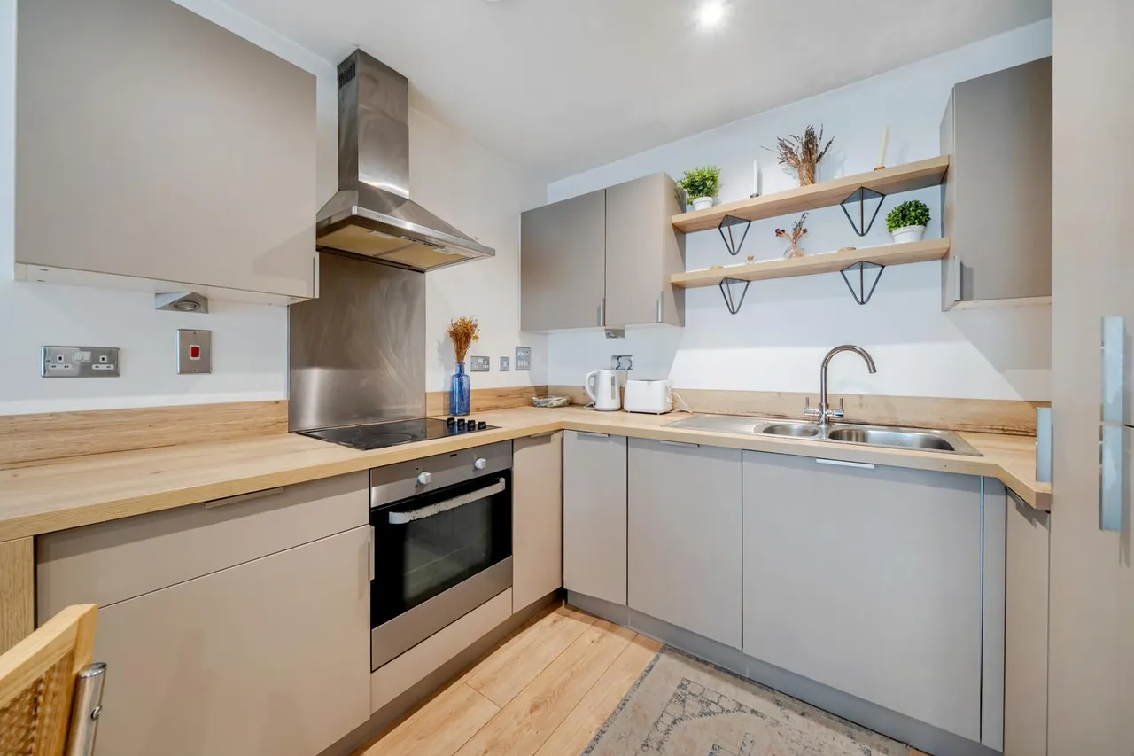 Bournemouth Road, SE15, photo 2