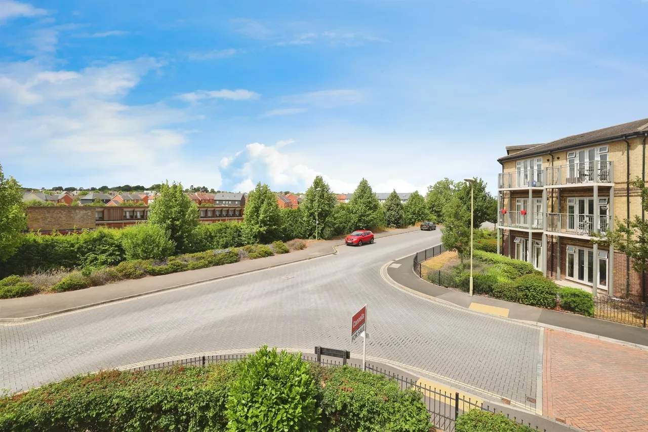 Halter Way, Andover, SP11, photo 16