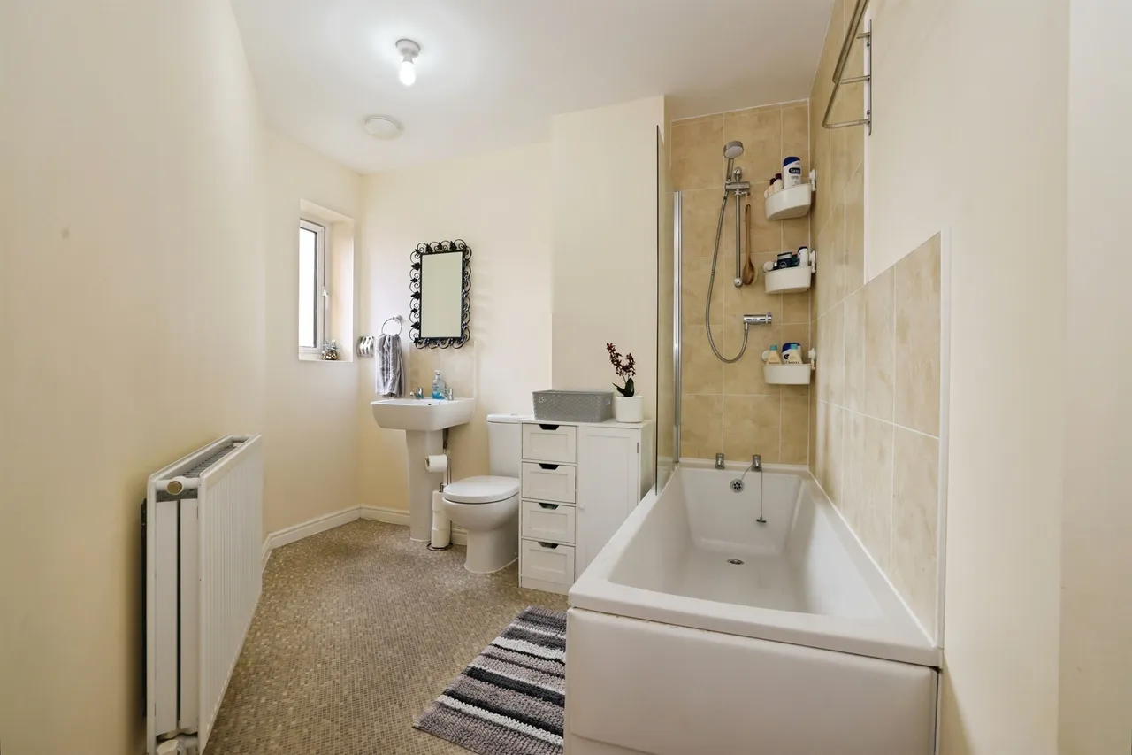Halter Way, Andover, SP11, photo 8