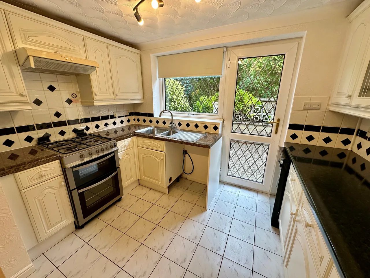 The Hall Close, Icklingham, IP28, photo 2