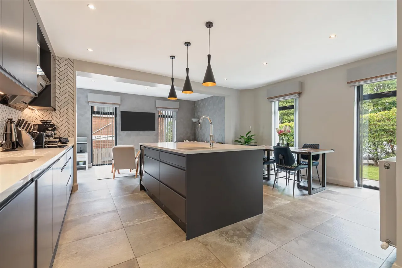 Gilnahirk Road, Belfast, BT5, photo 17