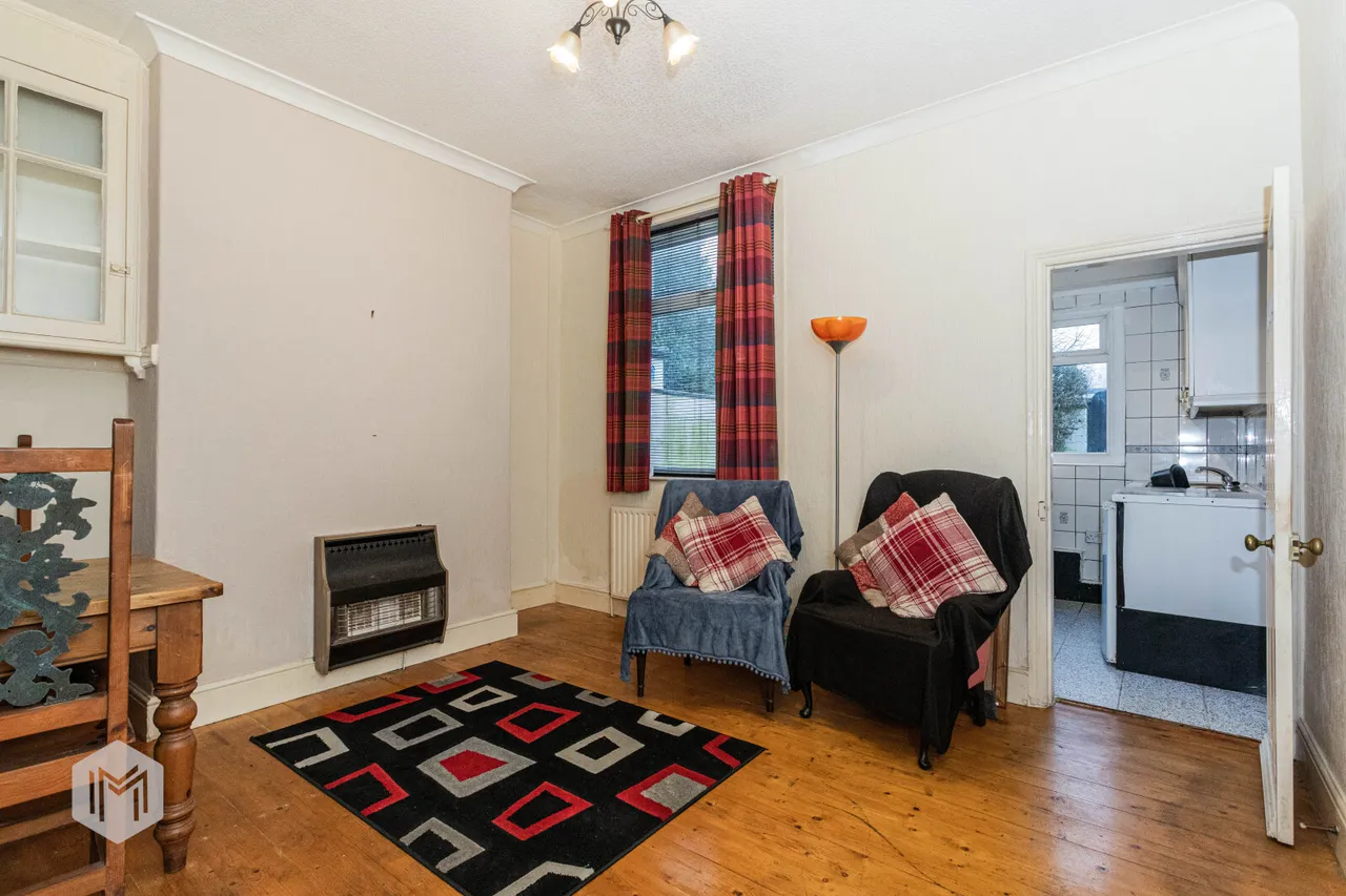 Bury Old Road, Ainsworth, Bolton, BL2 5SD, photo 6