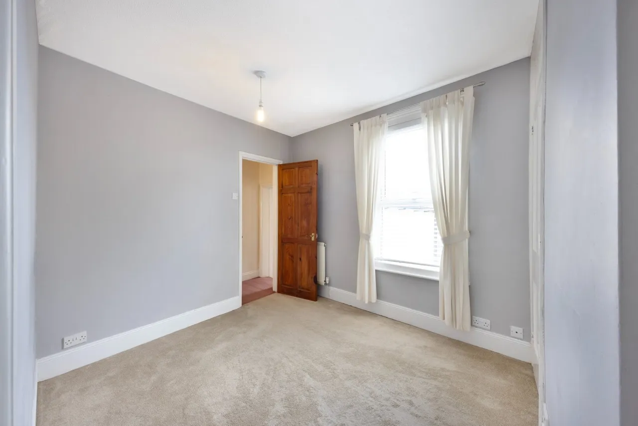 Naunton Crescent, Cheltenham, GL53, photo 11