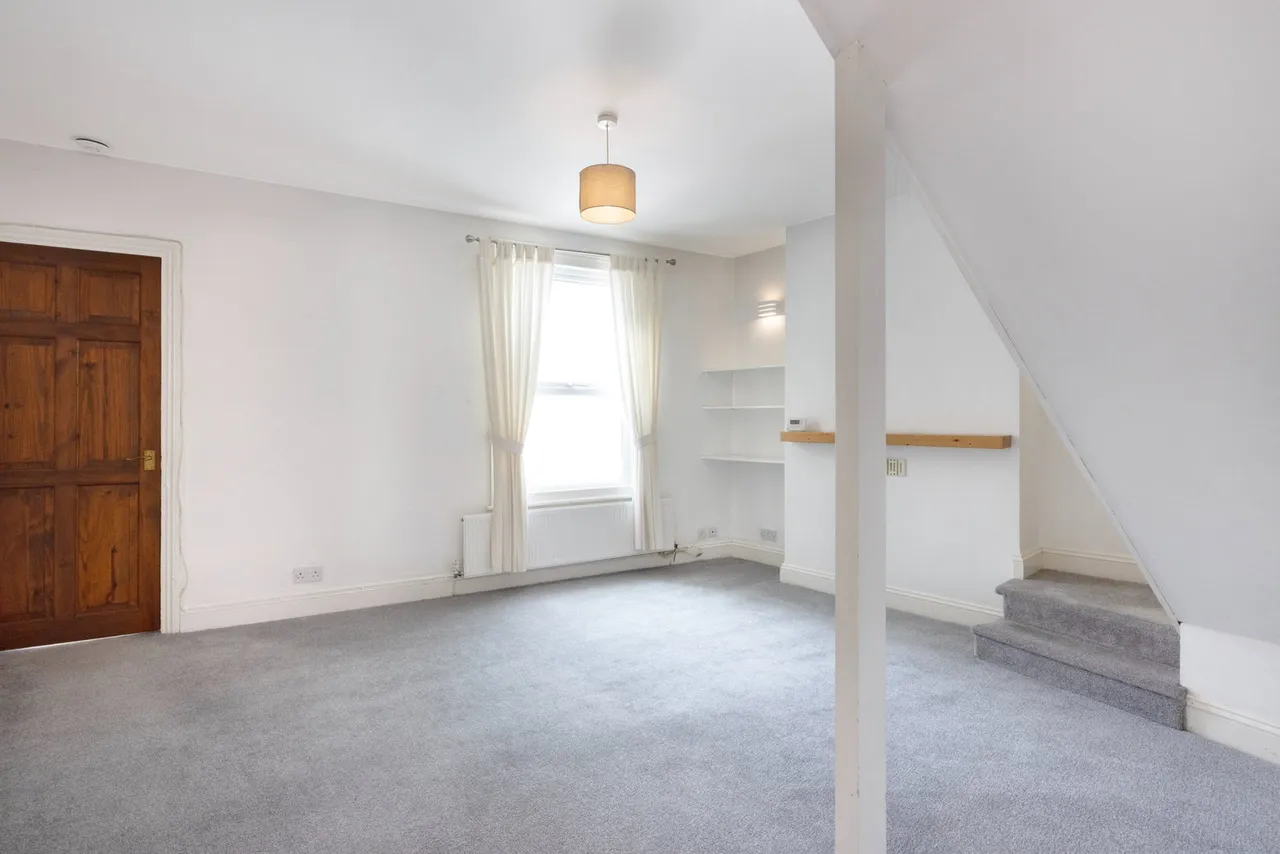 Naunton Crescent, Cheltenham, GL53, photo 6