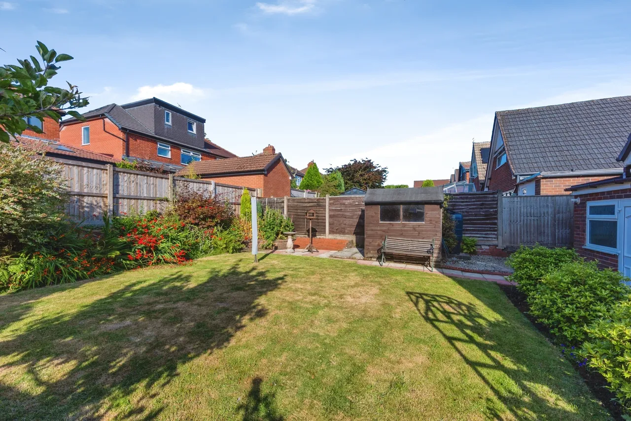 Cathedral Road, Chadderton, OL9, photo 24