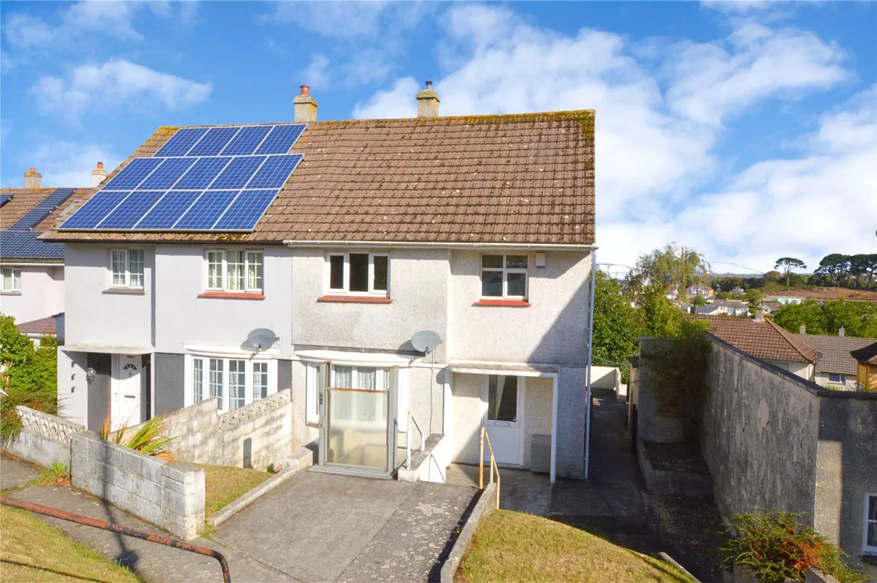 3 bed property for sale — Foulston Avenue, Plymouth, Devon, PL5